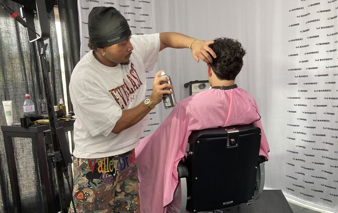 WizdomBlendz in Action in den Grooming Studios in Beinstein.