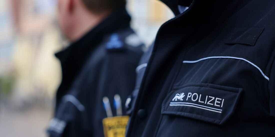 Polizisten haben am 3. Juni einen 15-Jährigen im Rems-Murr-Kreis festgenommen. Der 14-Jährige befand sich zu diesem Zeitpunkt be