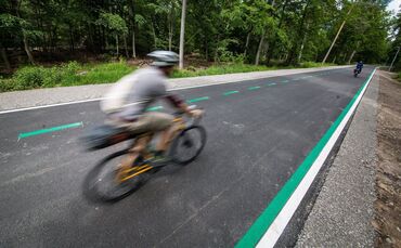 Radschnellweg (das Foto zeigt ein fertiges Stück zwischen Böblingen und Stuttgart).
