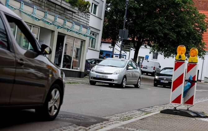 Die Stettener Straße auf Höhe der Kreissparkasse: Hier gab es 2025 besonders viele Unfälle.
