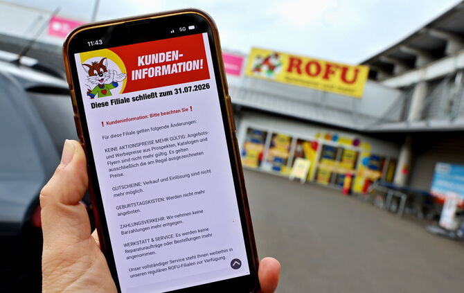 Die Rofu-Filiale in Weinstadt wird Ende Juli 2026 dichtgemacht. Wegen der Rabattaktion beim Räumungsverkauf gibt es nun Kritik.