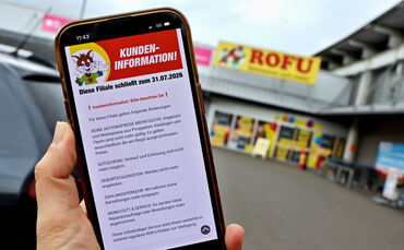Die Rofu-Filiale in Weinstadt wird Ende Juli 2026 dichtgemacht. Wegen der Rabattaktion beim Räumungsverkauf gibt es nun Kritik.