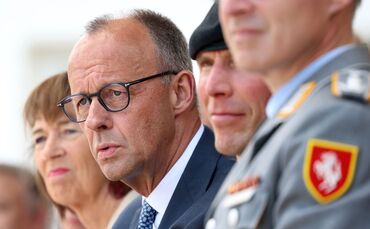 Konkrete Bedrohungen sind keine Fiktion, sondern bereits Alltag auch in Deutschland, warnt Bundeskanzler Friedrich Merz (CDU).