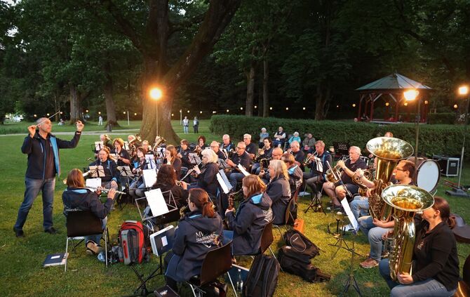 Stadtkapelle spielt am Tannwald auf.