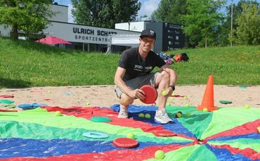 Buntes Angebot beim ersten Inklusiven Sportfest: René Biler, stellvertretender SG-Geschäftsführer, und das gesamte Team freuen s