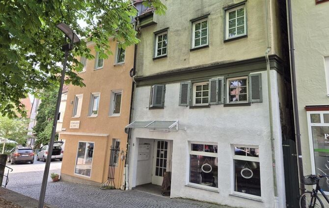 Das Gebäude in der Bahngasse 6 weckt bei vielen Interesse.