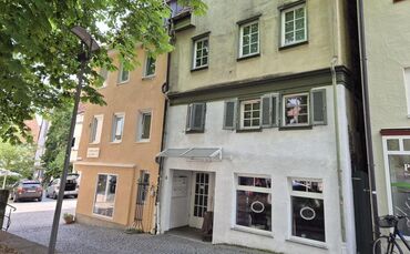 Das Gebäude in der Bahngasse 6 weckt bei vielen Interesse.
