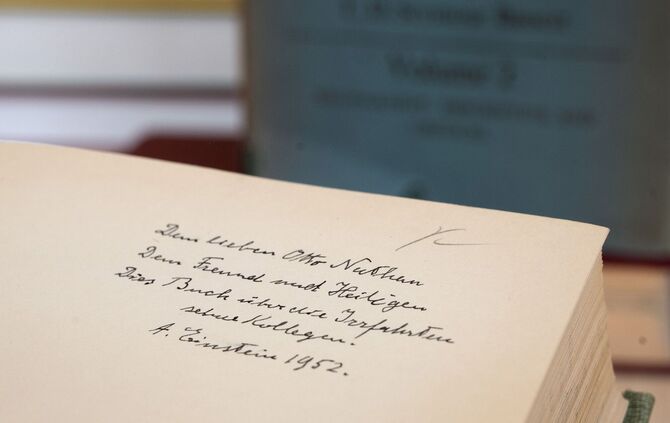 Widmung von Albert Einstein in Dortmund aufgetaucht