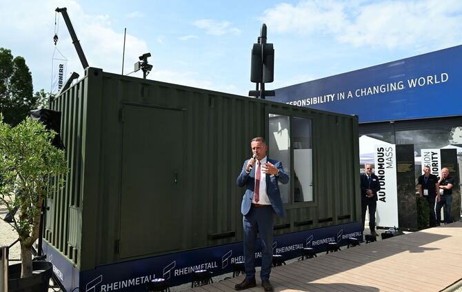 Abschuss-Container für Kamikaze-Drohnen