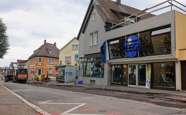 Zweirad Seeger liegt mitten im nun gesperrten Bereich der Schmidener Straße.