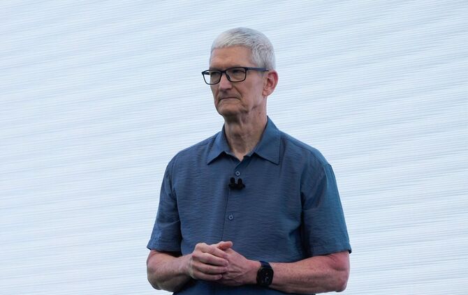 Tim Cook