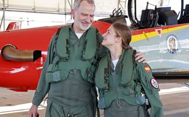 Spaniens Prinzessin Leonor beim Trainingsflug mit König Felipe VI