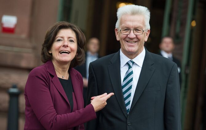 Malu Dreyer (SPD) und Winfried Kretschmann (Grüne) setzen sich für die Homöopathie als Kassenleistung ein. (Archivbild)