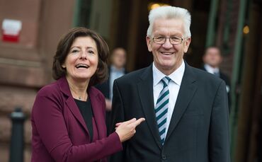 Malu Dreyer (SPD) und Winfried Kretschmann (Grüne) setzen sich für die Homöopathie als Kassenleistung ein. (Archivbild)