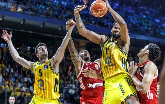 Alba Berlin - FC Bayern München