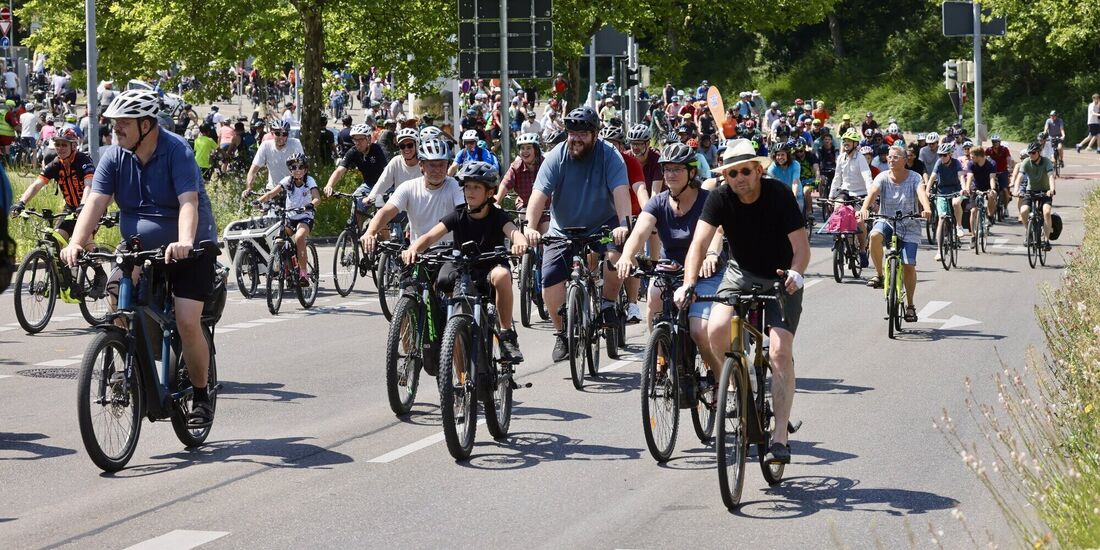 Rund 2500 Radler waren laut ADFC am Sonntag bei der Radsternfahrt unterwegs.
