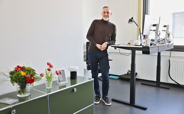 Andreas Kuhn ist seit März Notar in Waiblingen, einer von zweien. In seinem Büro am Postplatz hat er es gerne schlicht. Vieles i