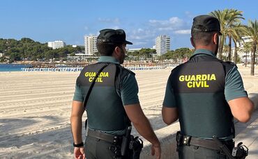 Beamte der Polizeieinheit Guardia Civil auf Mallorca.