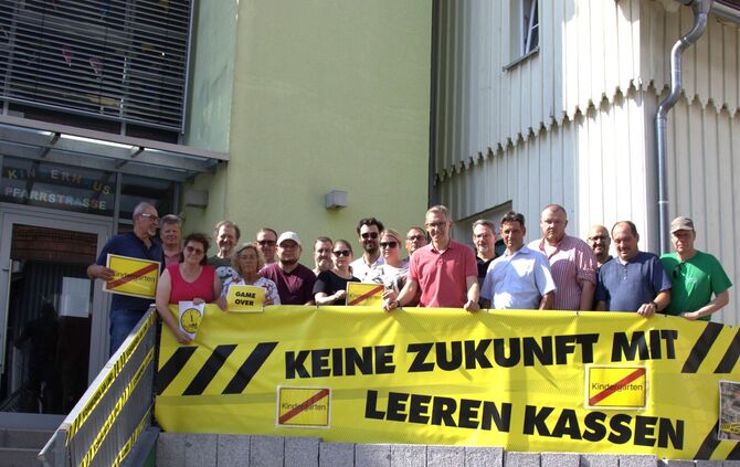 In Welzheim machten Verwaltungsspitze und Gemeinderat gemeinsam auf die klamme Lage der Kommune aufmerksam.