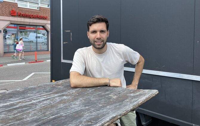 Moritz Blankenhagen hat den Foodtruck auf dem Bantel-Parkplatz geschlossen.