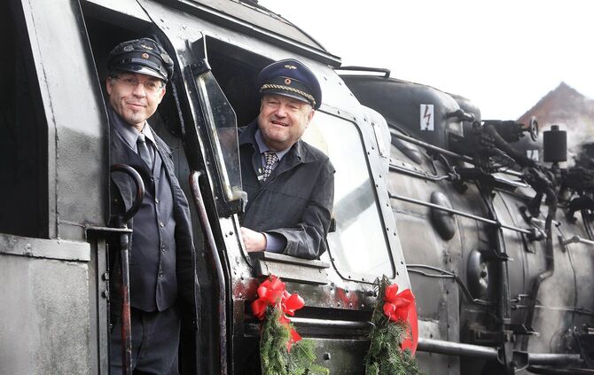 Die Schwäbische Waldbahn war ein Herzensprojekt des früheren Bürgermeisters Hermann Holzner. Bei der Eröffnungsfahrt am 8. Mai 2