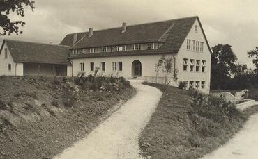 So sah die Grundschule im Jahre 1951 aus.