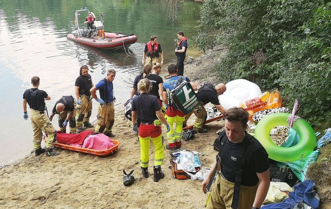 Mann ertrinkt in Baggersee in Düsseldorf