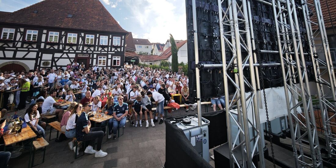 Public Viewing gibts bei dieser WM auch beim Weingut Kuhnle.