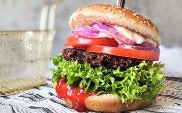 KI entwirft Rezepte für Burger