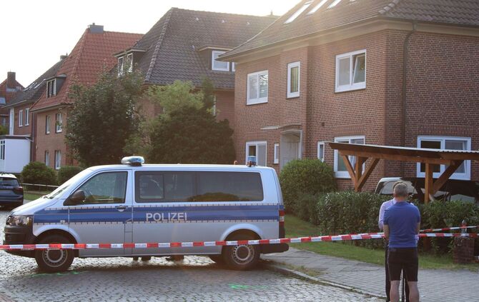 Schüsse in Jugendeinrichtung - Mehrere Tote in Stade