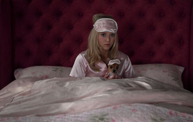 Amazone Prime - "Elle - First Look"