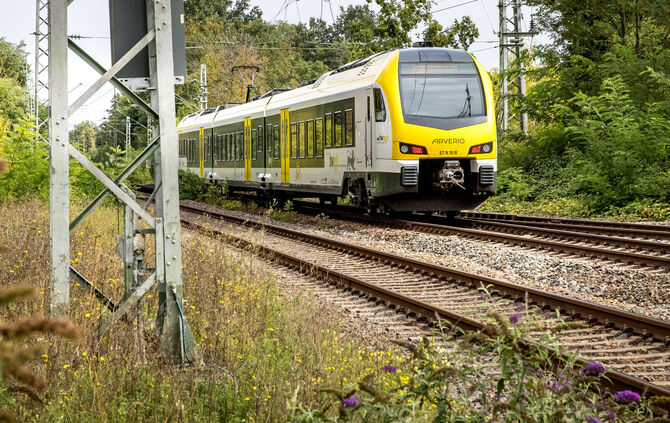 Der RE90: Das Bild zeigt ihn unterwegs bei Winnenden, aber diese Route nimmt er nun eine Woche lang nicht.