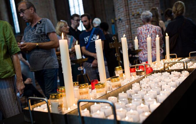 Nach Schüssen in Jugendeinrichtung - Andacht in Hannover