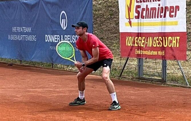 Felix Gaiser und die Männer 30 des TC Schorndorf standen schon vor dem letzten Spieltag als Meister fest.