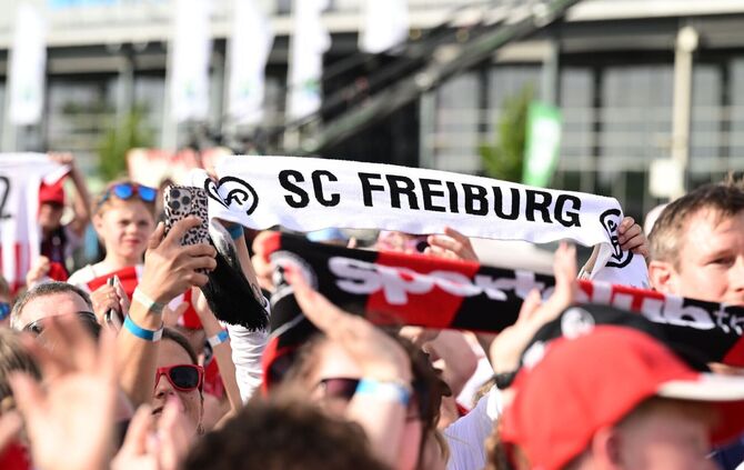 Empfang des SC Freiburg nach dem Europa League Finale