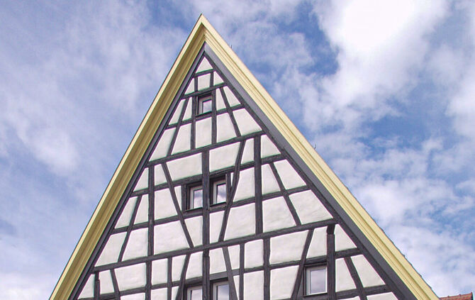 Das sanierte Fachwerkhaus Am Heuhaus 2 in Großheppach, das älteste Haus im Rems-Murr-Kreis von 1426.