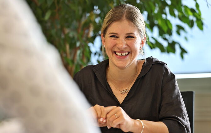 Elisabeth Seitz - erfogreichste Turnerin aller Zeiten - ist bei der SV Remshalden zu Gast und gibt uns vorher ein Interview: Wie