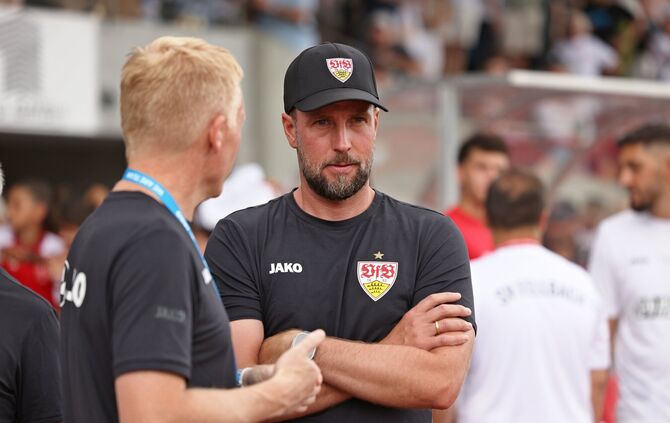 Sebastian Hoeneß und der VfB Stuttgart kommen nach Weinstadt.