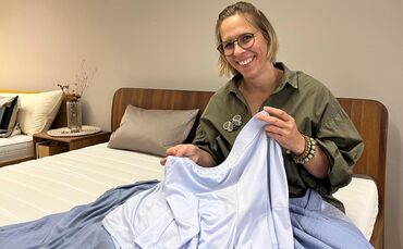 Mareike Pisall hat Tipps, wie man in tropischen Nächten besser schläft.