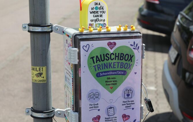 Die "Tauschbox/Trinketbox" in der Aichenbachstraße gibt es nicht mehr. Sie musste auf Anordnung der Stadt abmontiert werden. Dab