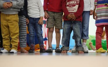 Kinderzuschlag wird an einkommensschwache Familien für Kinder unter 25 Jahren gezahlt. (Archivbild)