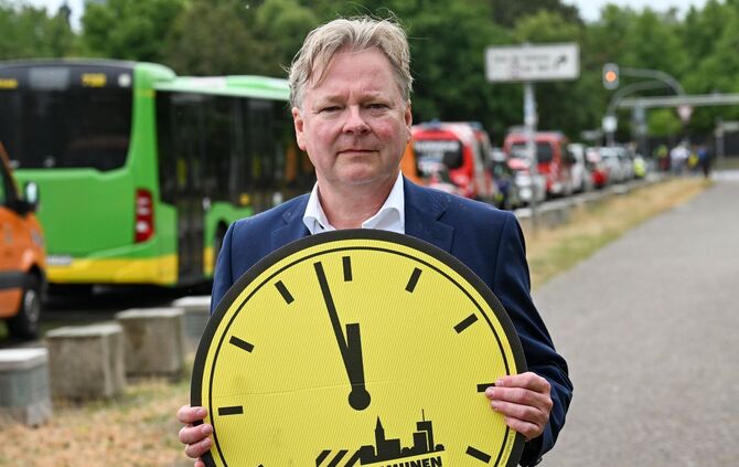 Kommunen demonstrieren für mehr Unterstützung