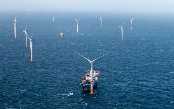 EnBW fordert Korrektur von Windkraft-Ausbauzielen auf See. (Archivbild)