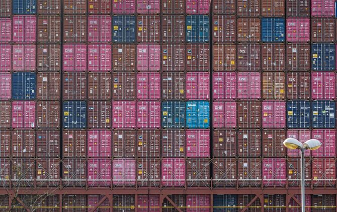Containerwirtschaft im Hamburger Hafen