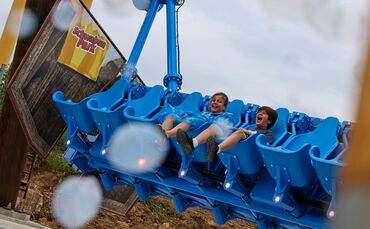 Ganz schön turbulent: "Turbo Tonis Wäscheschleuder" in voller Fahrt.