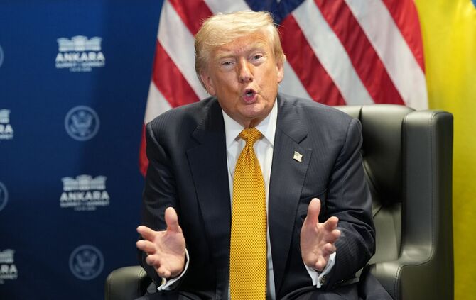 US-Präsident Donald Trump stellt weitere Verhandlungen mit dem Iran offen infrage.