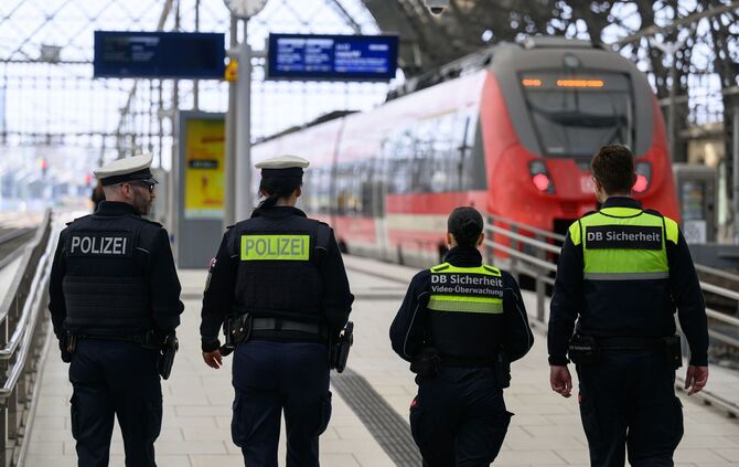 Bahn und Bundespolizei wollen für mehr Sicherheit sorgen