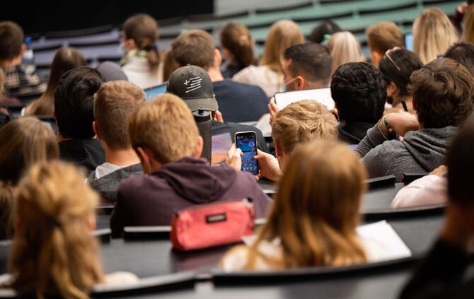 Vorlesungsbeginn Uni Hannover