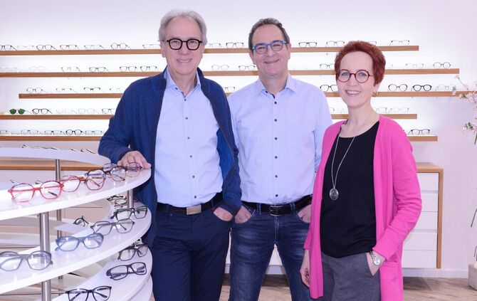 Das Meisterteam bei Optik Jaudes von links: Uwe Winter, Thomas 
Petershans und Tatjana Schliemann