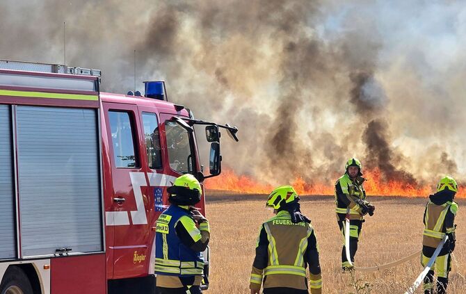 Flächenbrand bei Karlsruhe